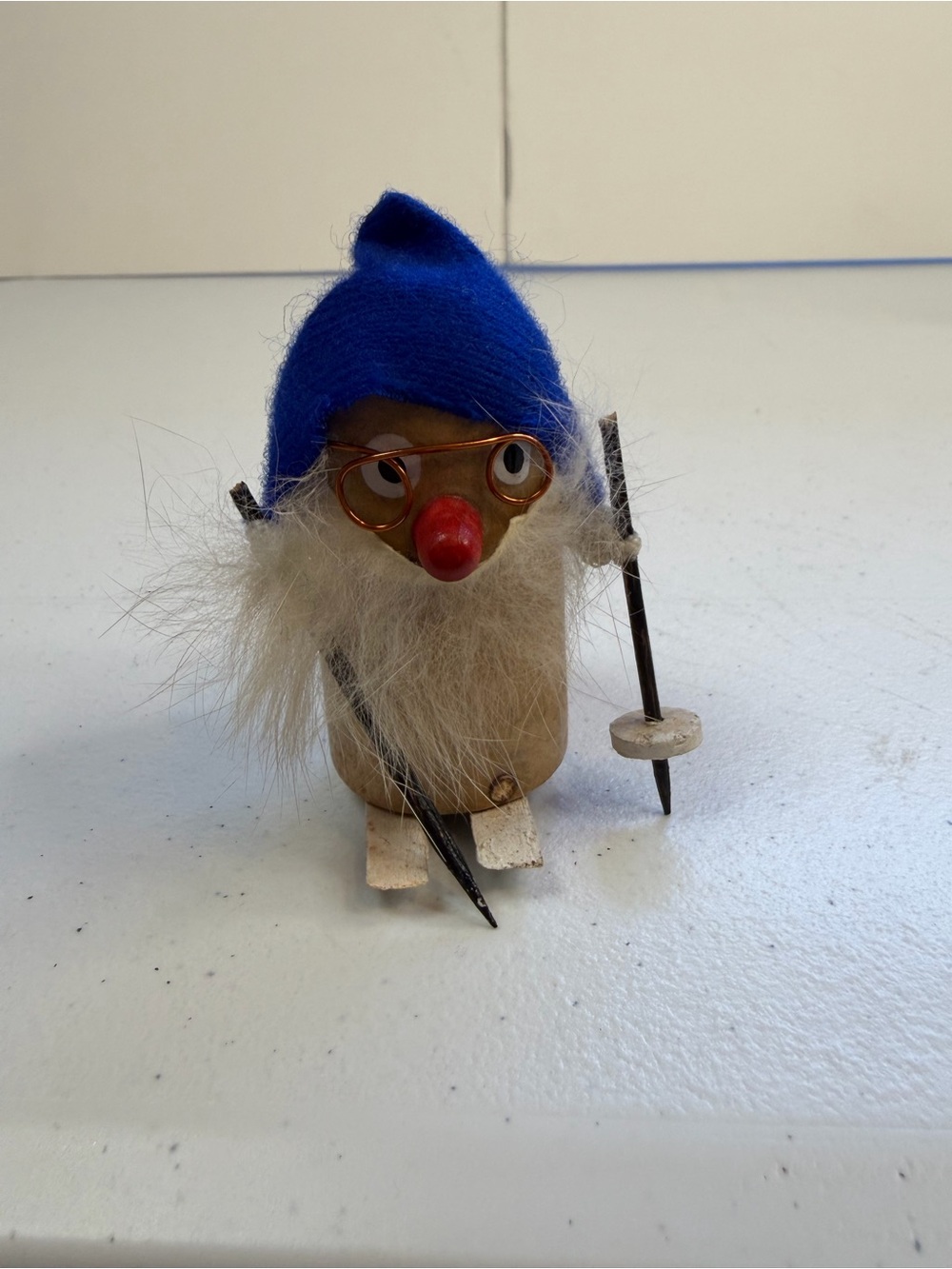 VINTAGE KURT ADLER WOODEN SKI ELF GNOME TOMTEN ORNAMENTS SKIS SKIING JAPAN 1960S - Picture 5 of 6